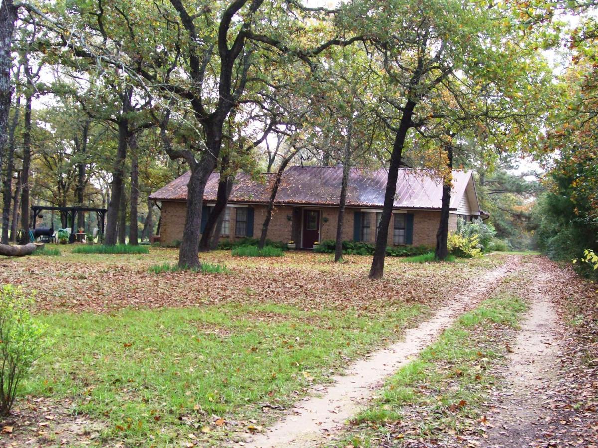 Kelumac Christmas Tree Farm B&B Bryan Exterior foto